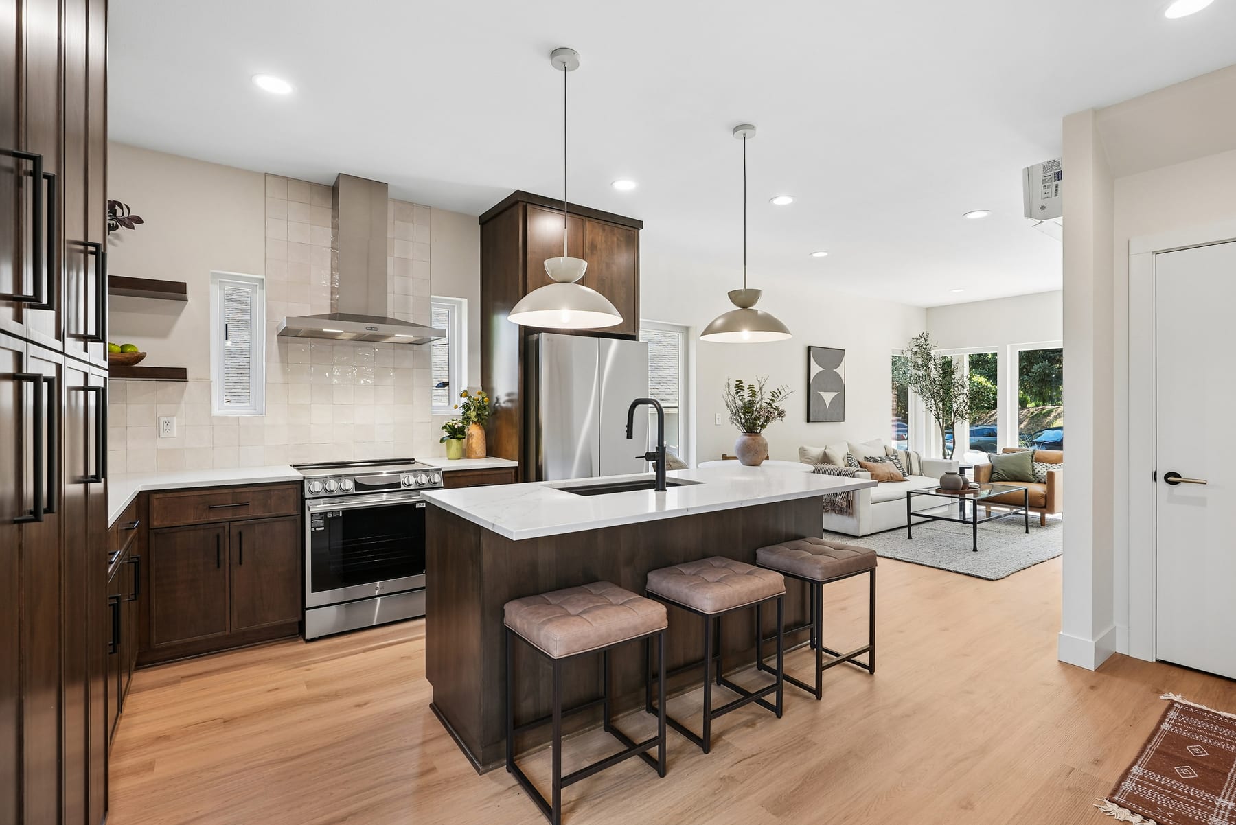 Kitchen & island